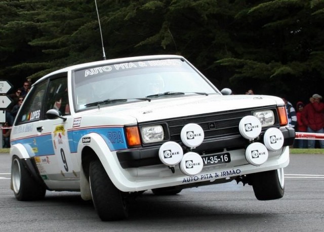 Group B. Красивых автофото пост
