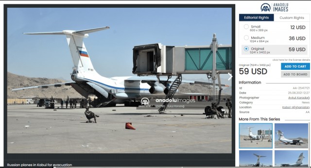 Бойцы российского спецназа обеспечивают безопасность эвакуации граждан РФ и др. из аэропорта Кабула