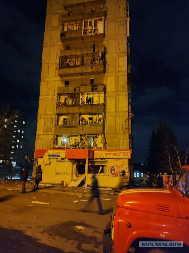 Сдавайтесь, пи@&ры!
