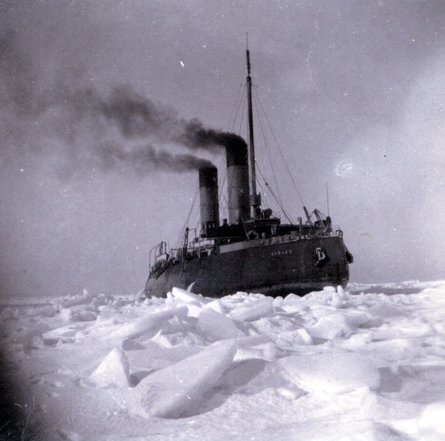 Ледокол «Ермак» — 29 октября 1898 года на воду спущен первый в мире ледокол арктического класса