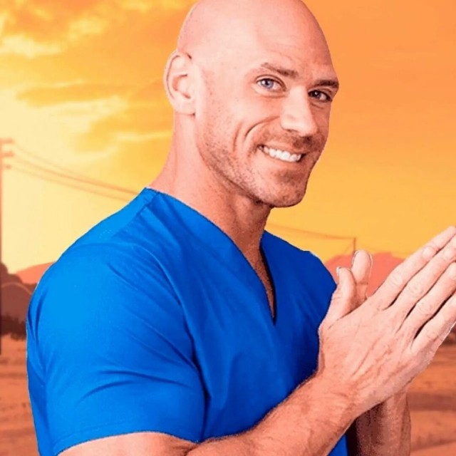 Сегодня празднует свой день рождения Лысый из Браззерс