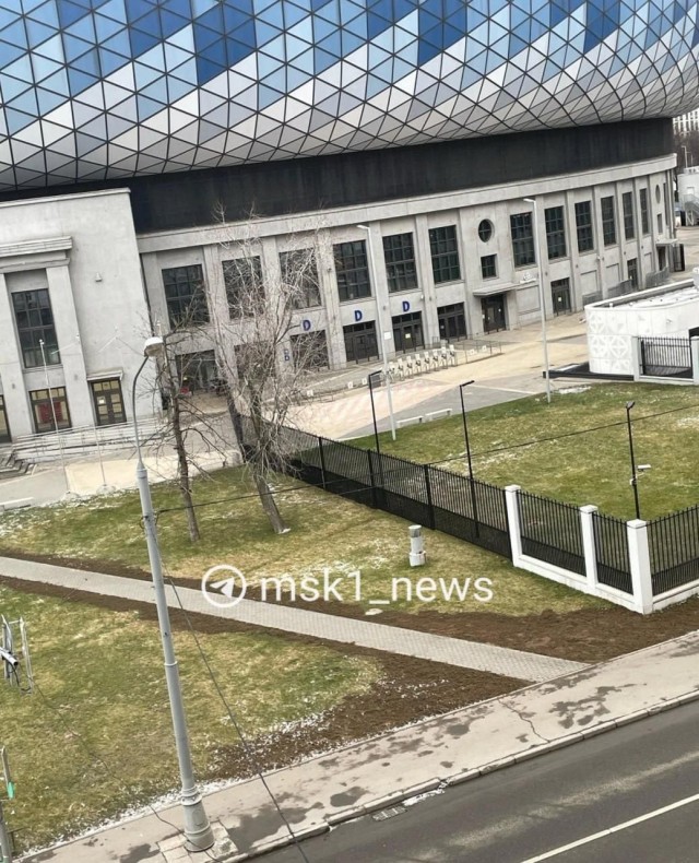 Москвичи задыхаются от навоза