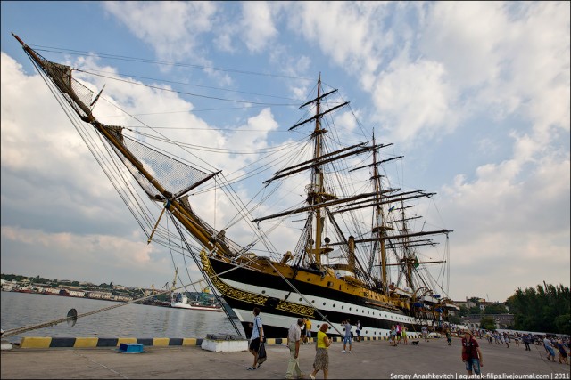 Экскурсия на парусник ВМС Италии Amerigo Vespucci