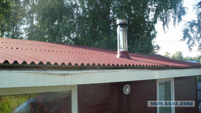 Бюджетный дачный домик из бытовки своими руками