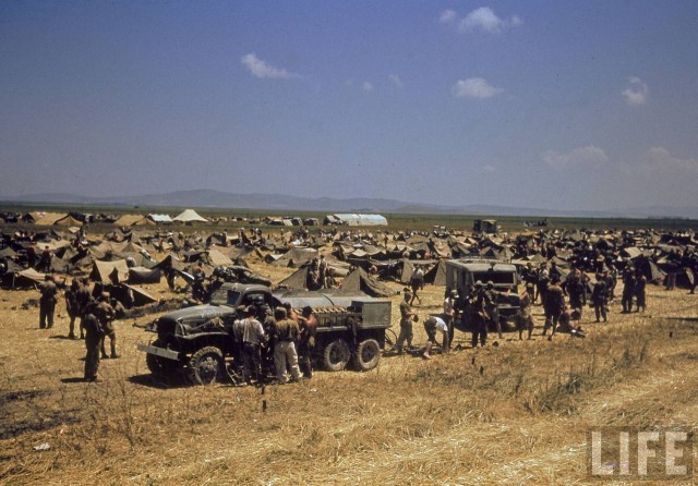 Цветные фотографии бронетехники времён Второй мировой войны