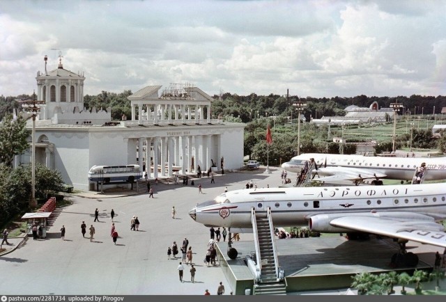 Прогулка по Москве 1961 года. Какой была столица в год, когда Гагарин полетел в космос