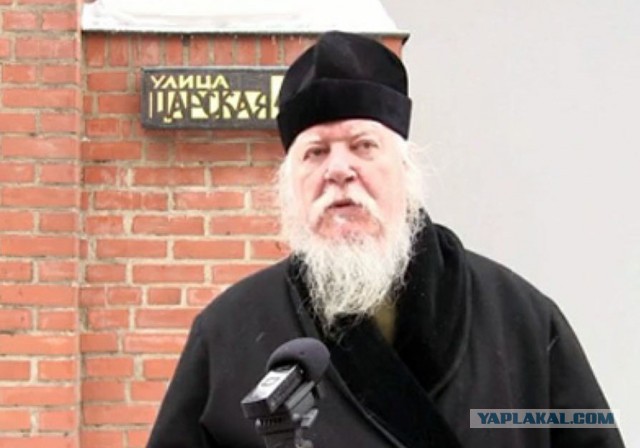 В РПЦ пригрозили вывести на улицы миллион сторонников передачи Исаакия