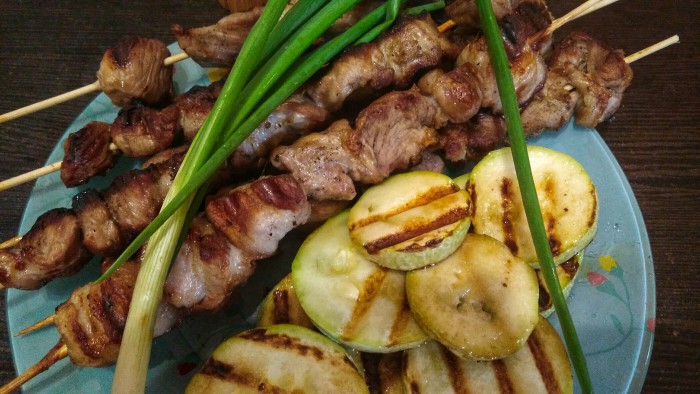 Еда холостяка: четыре блюда из птицы, рыбы и мяса, которые «готовятся сами»