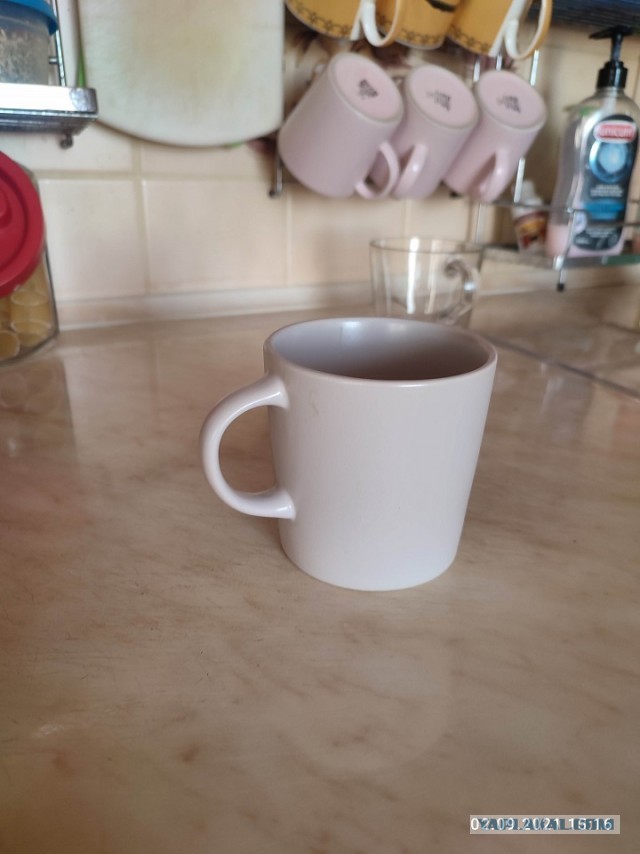 А из какой кружки вы пьёте на работе?