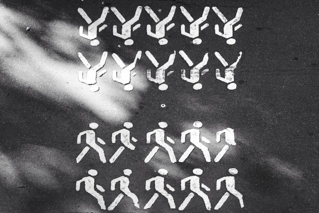 Чёрно-белый мир