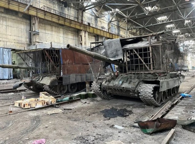 Четыре танкиста и собака