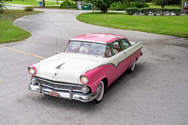 Impala и Crown Victoria. Самые первые