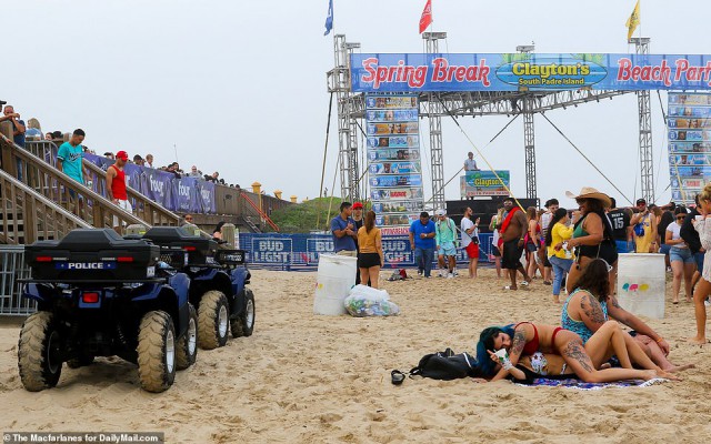 Тверкинг, пьянство и обмороки на пляже: весенние каникулы в Техасе