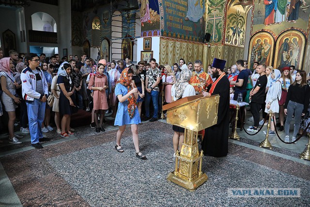 В Ростовской области выпускников отвели в церковь — помолиться перед сдачей экзаменов