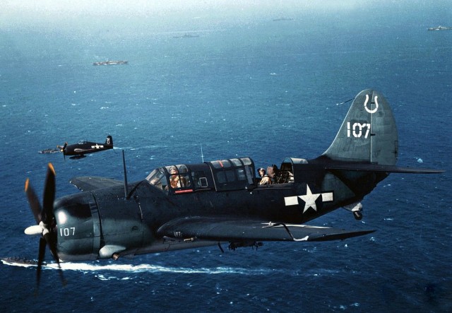 Настоящий Мститель от Grumman, а не поделка от Marvell. TBF/TBM Avenger.
