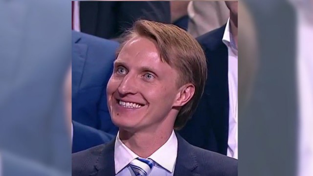 Доллар превысил 100 рублей на Московской бирже