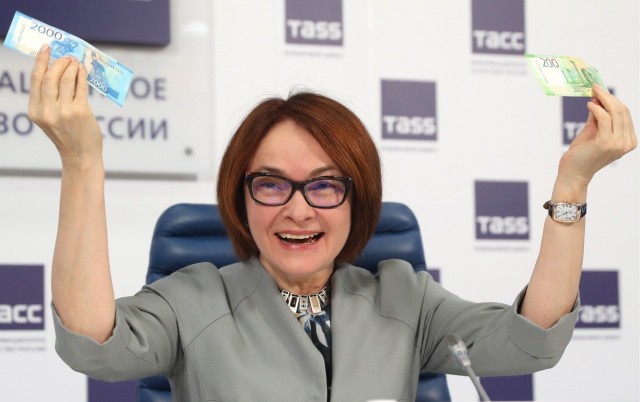 В Москве порноактриса вызвала полицейских прямо на место съёмки фильма, потому что ей не выплатили гонорар
