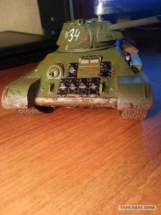 Сборная модель Т-34/85. Масштаб 1/35