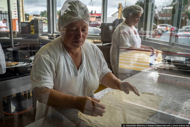 Дворец чебуреков. Русский ответ макдональдсу.