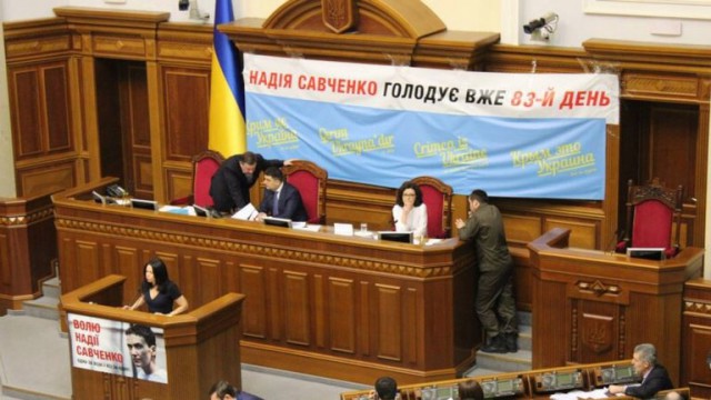 Порошенко "развел" украинцев. Но не с Россией
