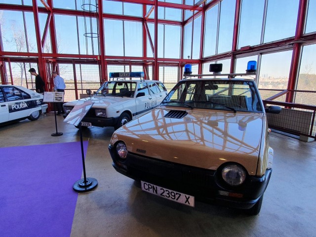 Умели же раньше делать автомобили с душой!.. или ClassicMadrid2020