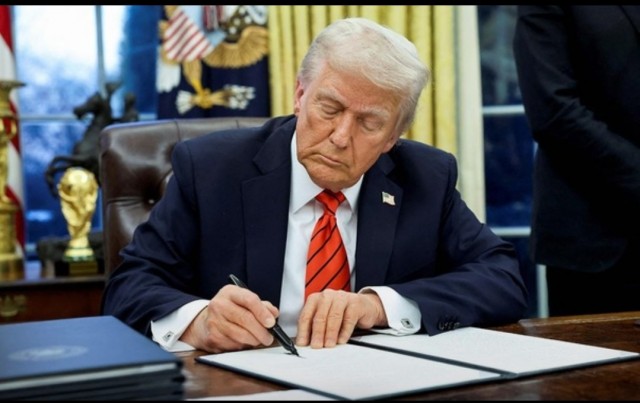 Трамп взял да продлил