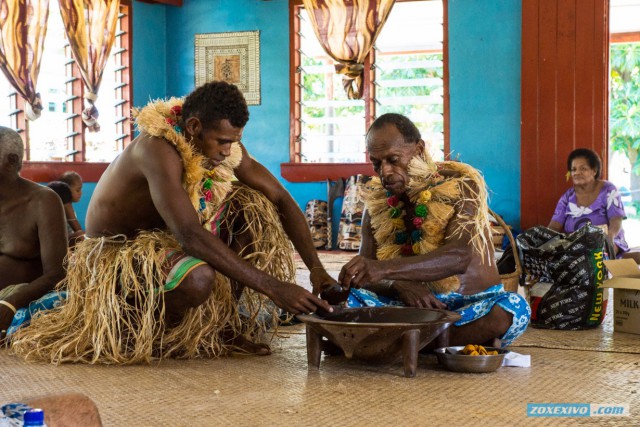 Океания: Фиджи и Тувалу