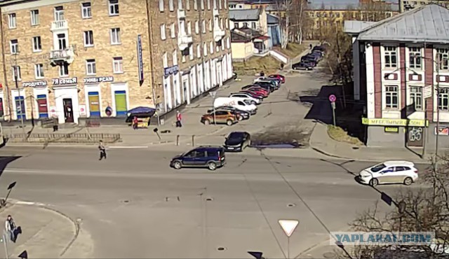 В Петрозаводске вот тоже сезон открыли...