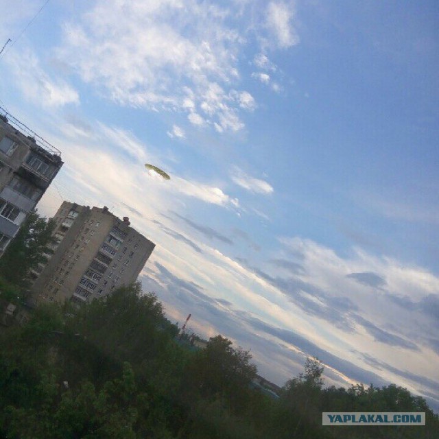 Верите ли вы в «летающие тарелки»?