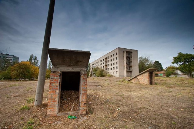Города-призраки: По заброшенным местам