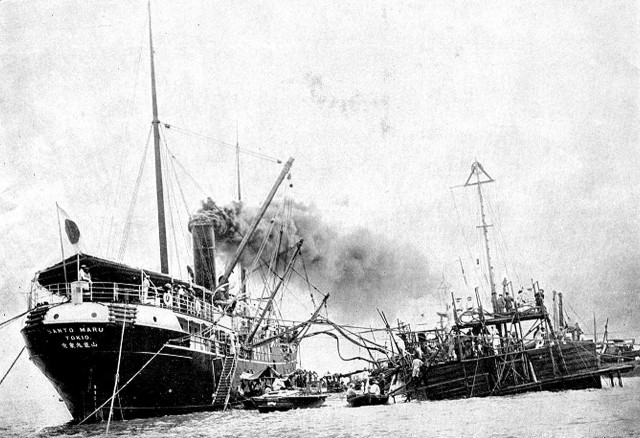 9 февраля 1904 года приняли свой последний бой с японской эскадрой легендарный крейсер «Варяг» и канонерская лодка «Кореец»