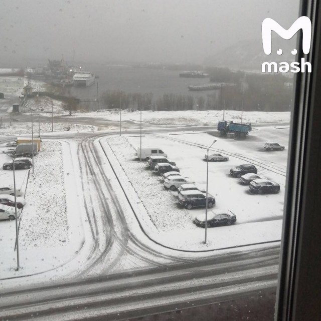 Снег выпал в Ханты-Мансийске и центральных районах Камчатки