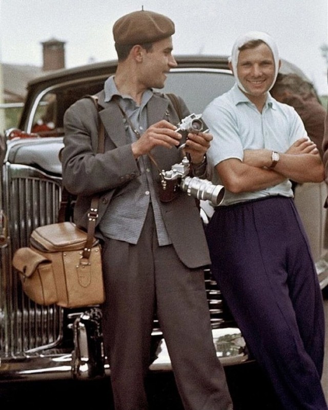 Интересные снимки известных людей. 30.06.25