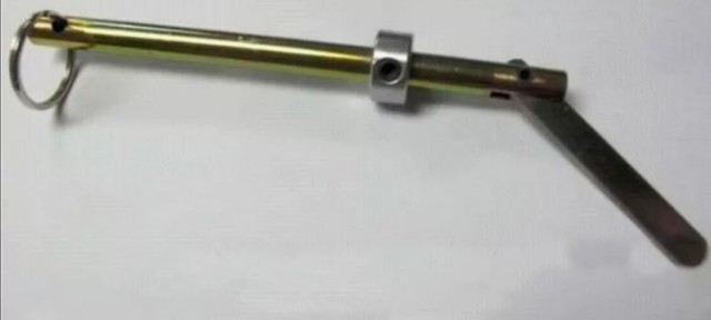 Хорошо, что не в сортир...