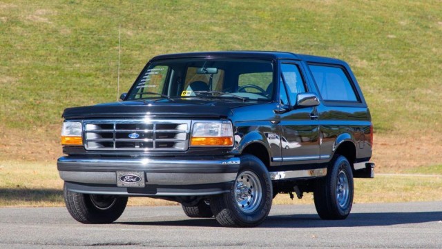 Долгожданный. Ford возродил рамный внедорожник Bronco.