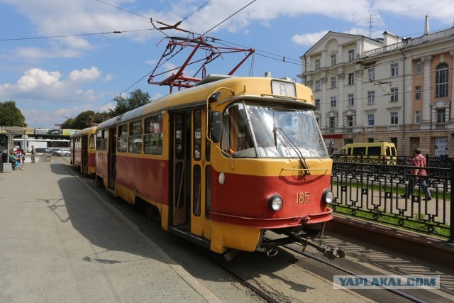 Давно я в электричках не катался