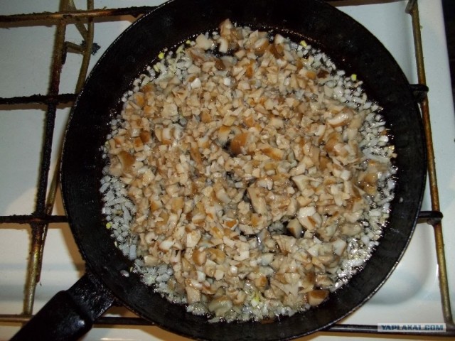 Макароны фаршированные