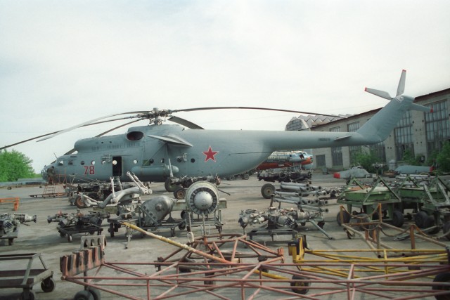 Запуск заброшенного вертолёта Ми-6