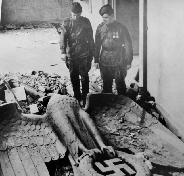 Падение орла⁠⁠