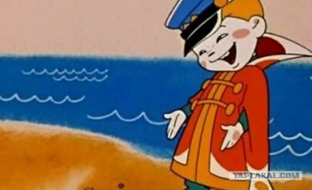 Парниша закукожил две деревяшки