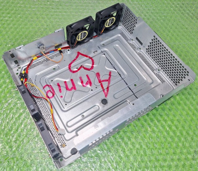 Комп в корпусе от XBOX 360