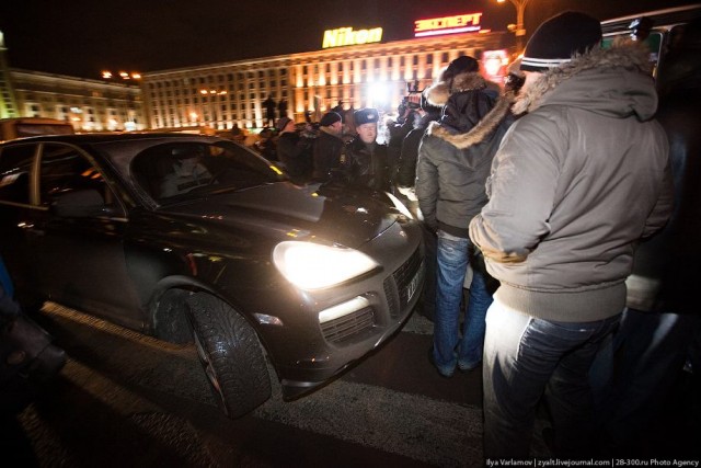 Зимние забавы в Москве - разгон митинга