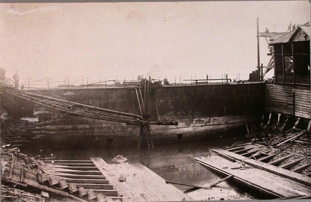 История. Строительство линейного корабля «Гангут»