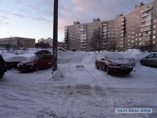 Опять Мурманск и опять борьба за парковку