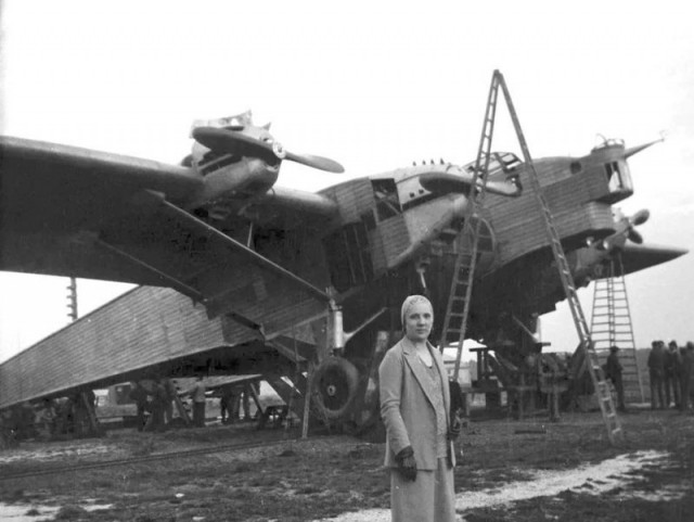 XX век в черно-белой фотографии. Авиация