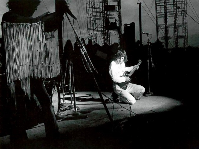 Знакомые лица на фотографиях