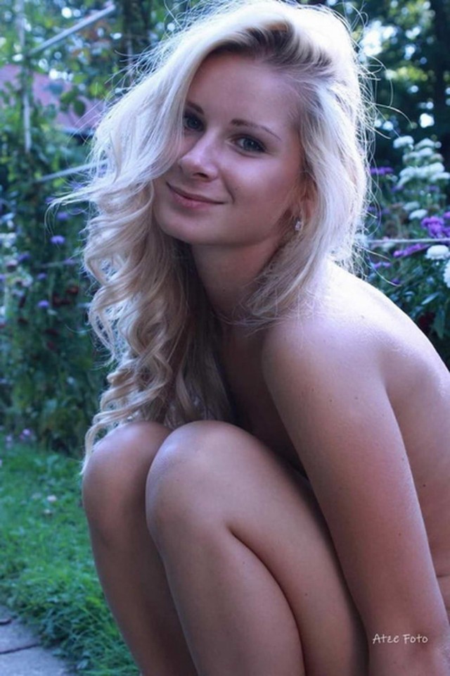 Девушки на свежем воздухе