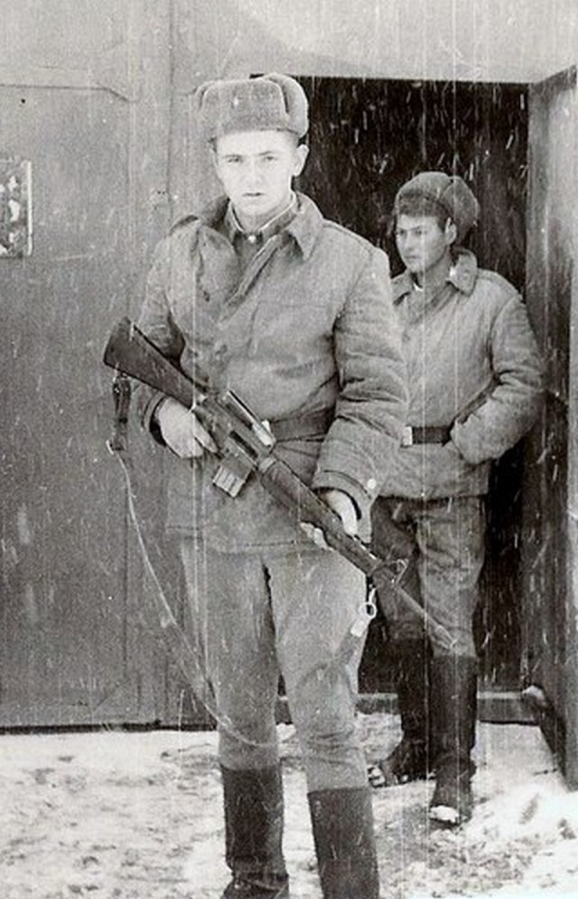 Фотографии связанных с историей Красной и Советской Армии.
