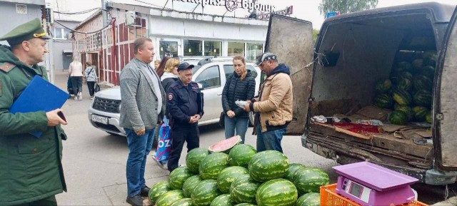В Перми получившим российское гражданство иностранцам помогают встать на воинский учёт