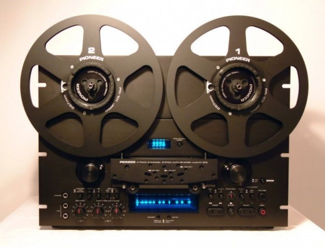 Катушечные магнитофоны и бобинники: краткая энциклопедия. Основные детали о магнитной ленте